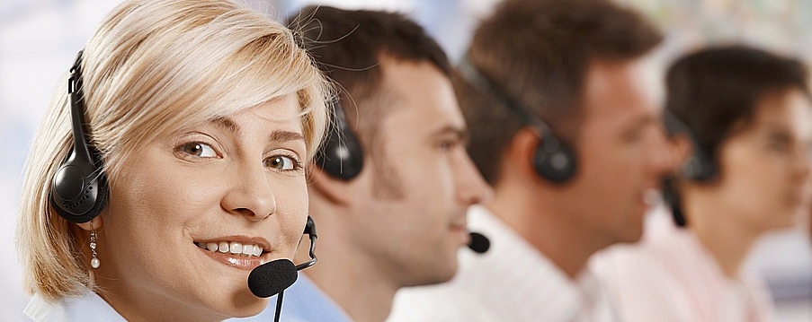 Advantages to Using Operator Assisted Conference Calling - Dm Productions