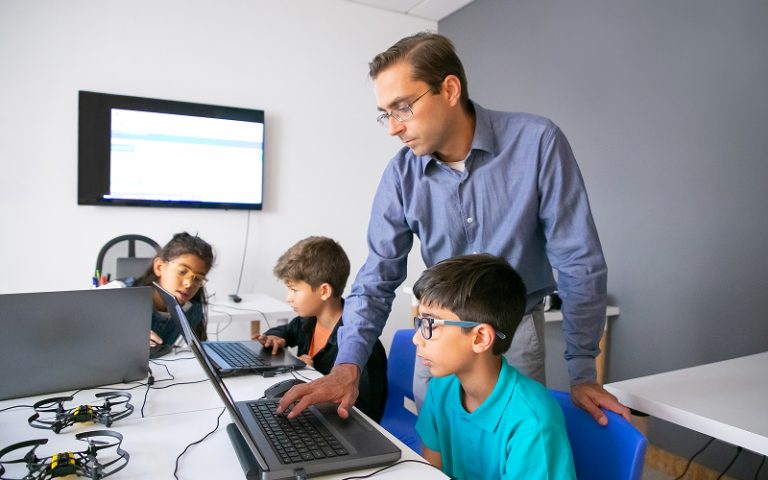 Education Technology Services That Reshape the Learning Environment