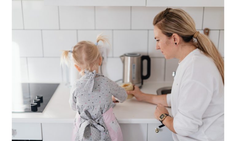 How a Domestic Helper Helps With Childcare